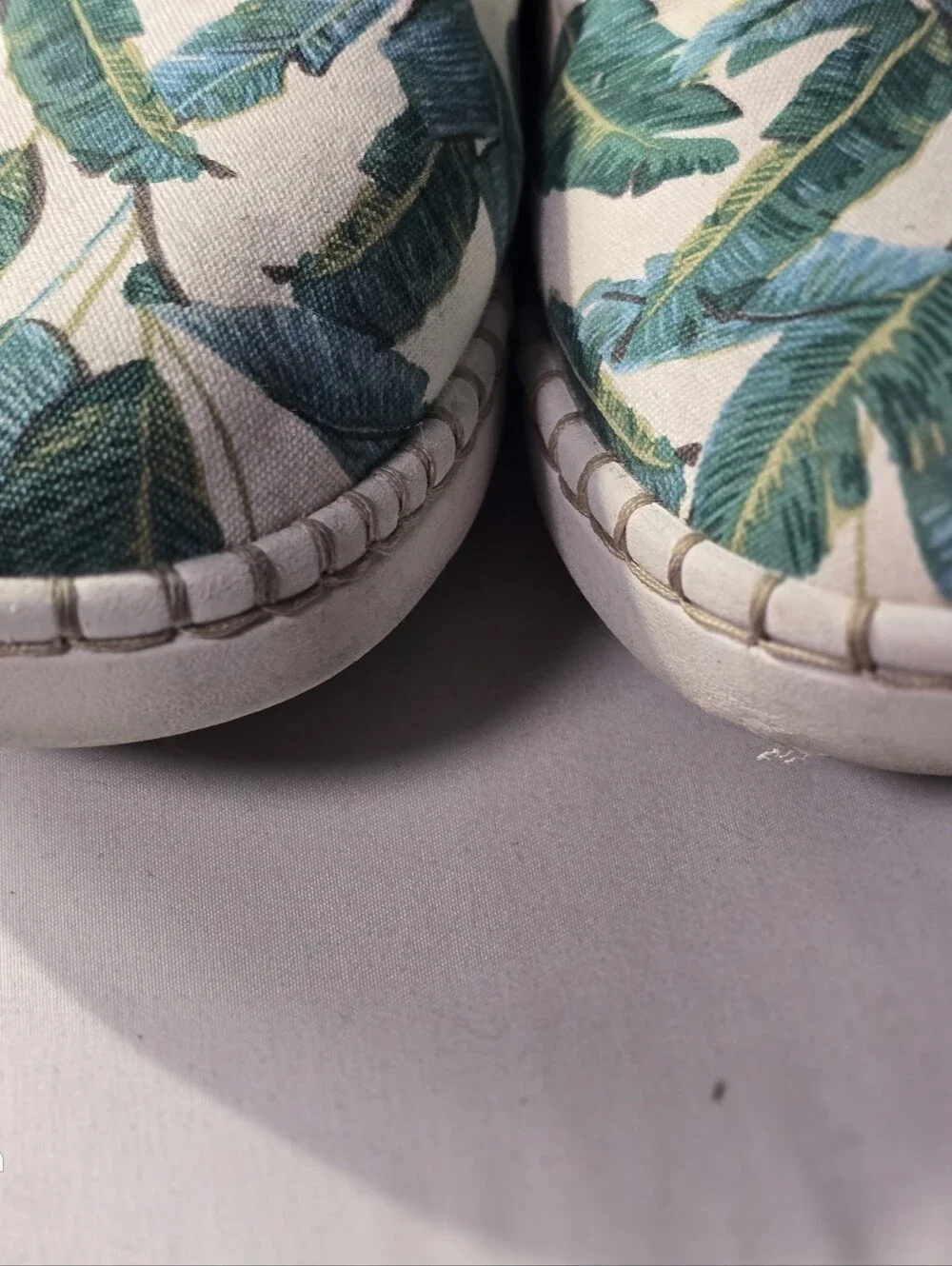 Clarks Cloudsteppers Womens Canvas Slip-on Shoes Palm Leave Step Glow Jade Sz 10 - Picture 9 of 12